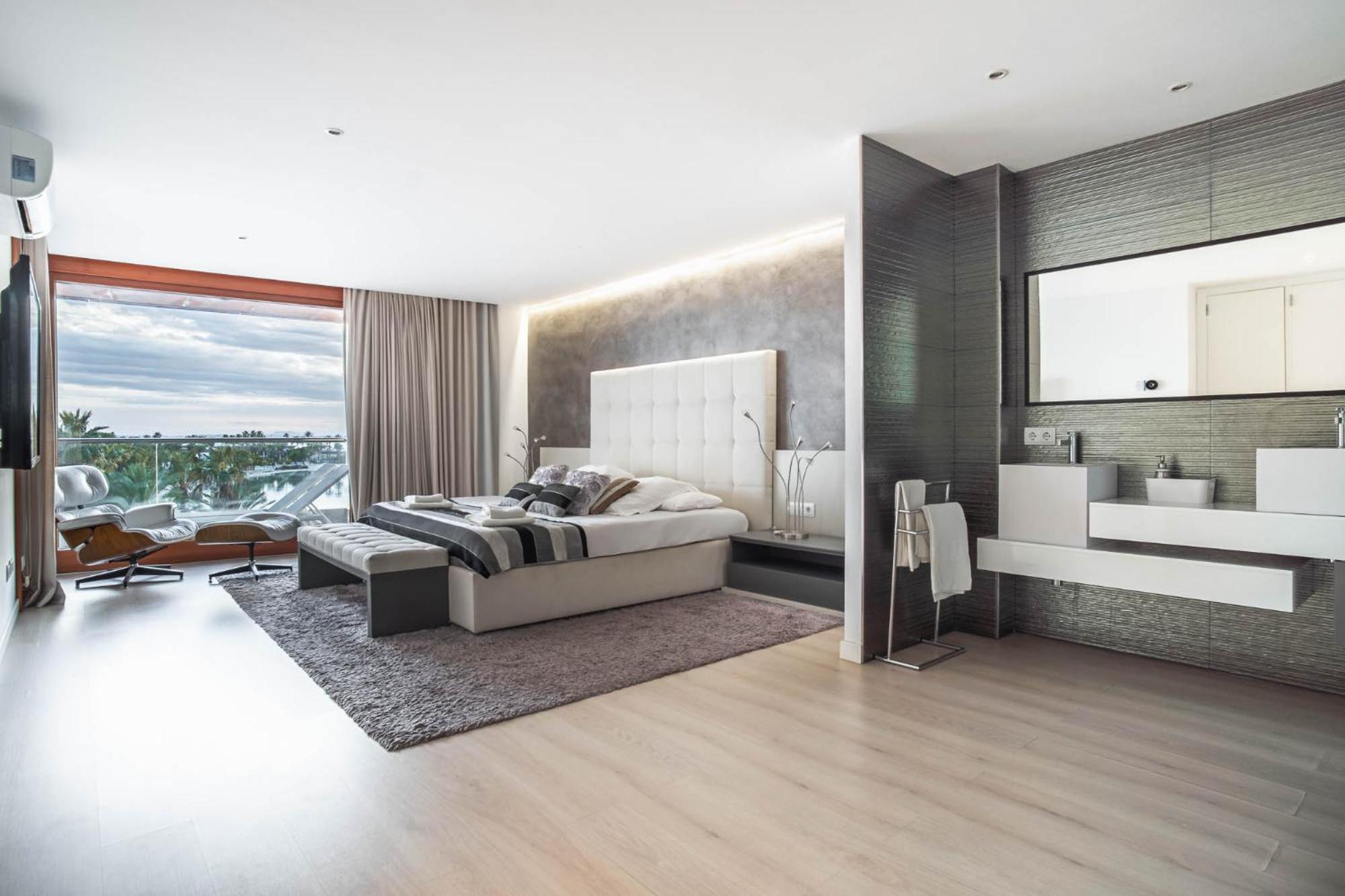 Luxury Sea View Apartment In Puerto De Alcudia المظهر الخارجي الصورة